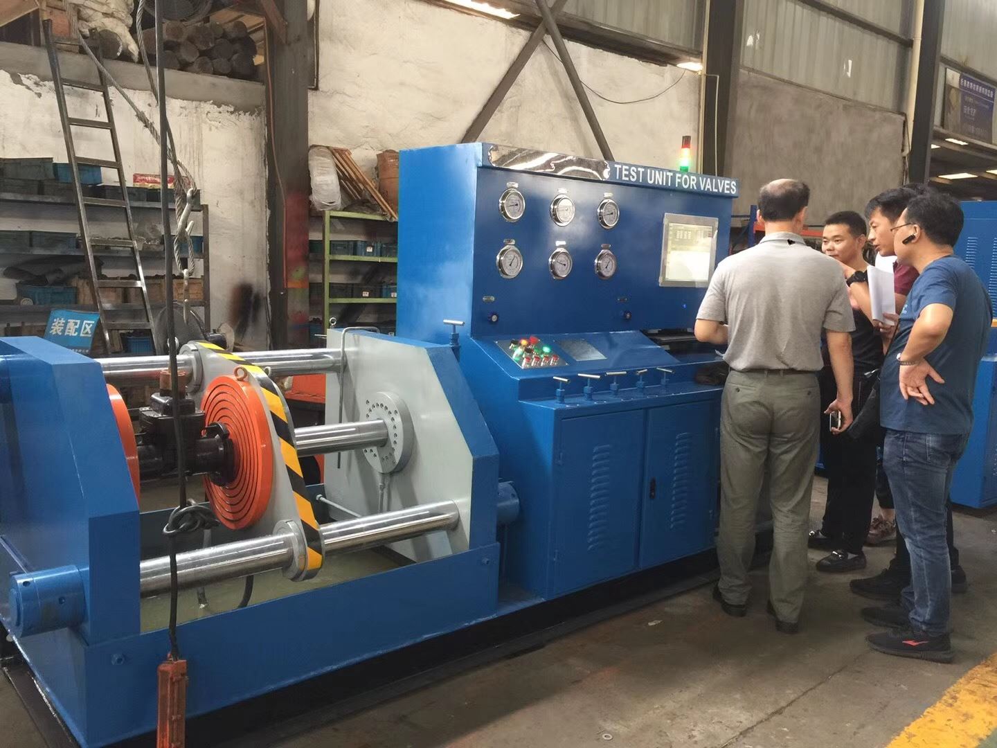 亨利閥門(大連)公司來公司現(xiàn)場查驗智能閥門試驗臺性能指標